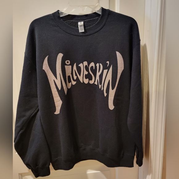 Gildan Tops - Maneskin Black Sweatshirt Size M